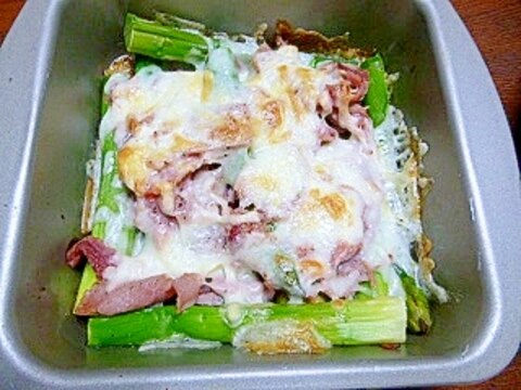 国産じゃないけれど美味しい♪アスパラのチーズ焼き